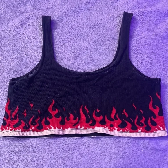 Black Crop Top w Flames ! - Picture 3 of 3